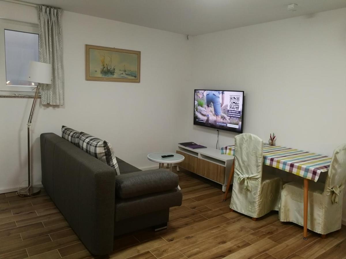 21A Comfortable Studio Taufkirchen  Luaran gambar
