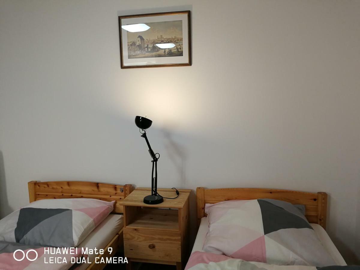 21A Comfortable Studio Taufkirchen  Luaran gambar